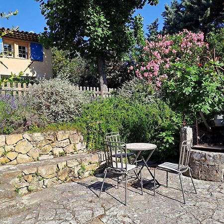 La Ferme Bed & Breakfast Saint-Marc-Jaumegarde Dış mekan fotoğraf