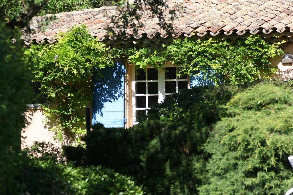 La Ferme Bed & Breakfast Saint-Marc-Jaumegarde Dış mekan fotoğraf