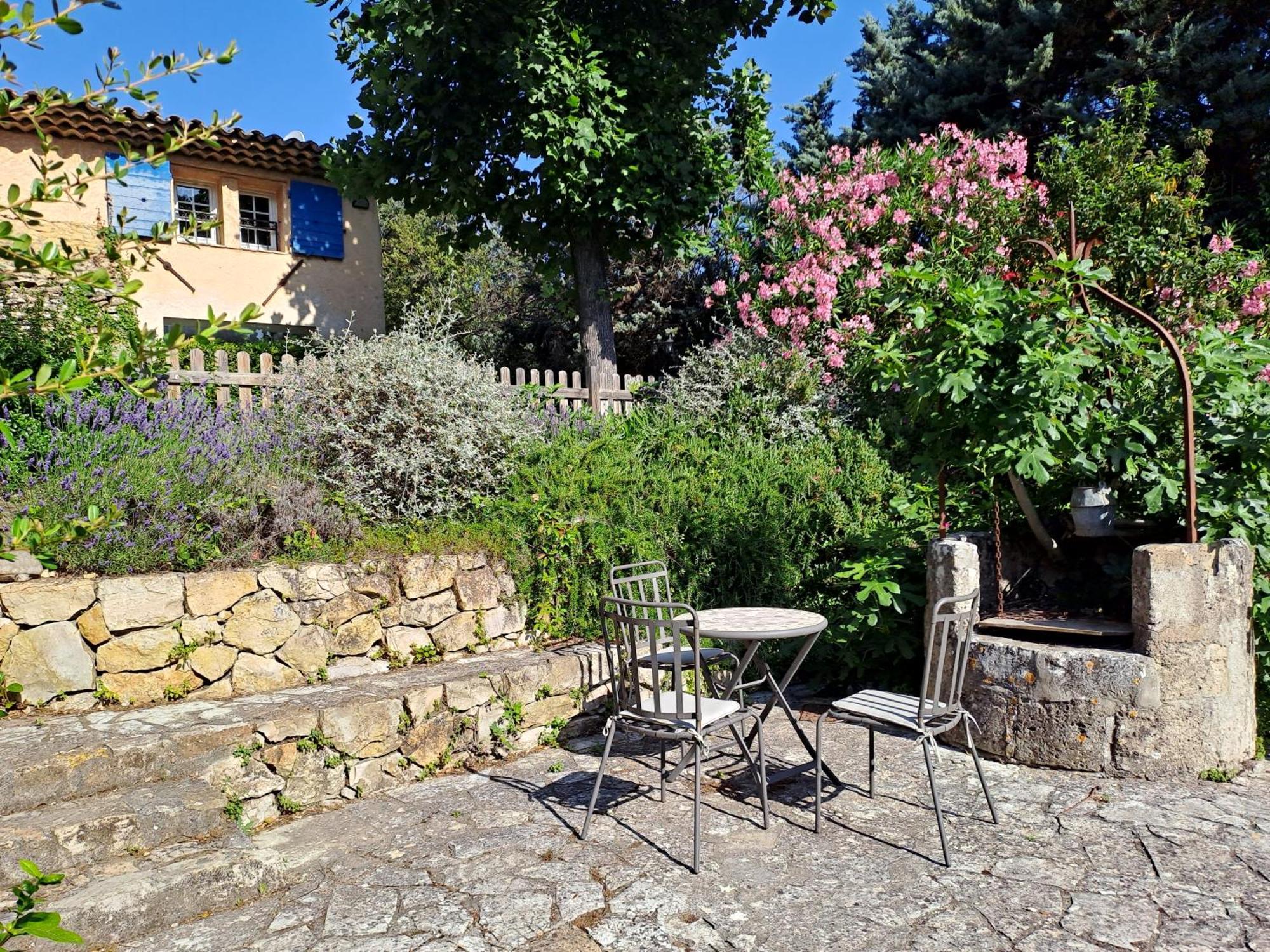 La Ferme Bed & Breakfast Saint-Marc-Jaumegarde Dış mekan fotoğraf