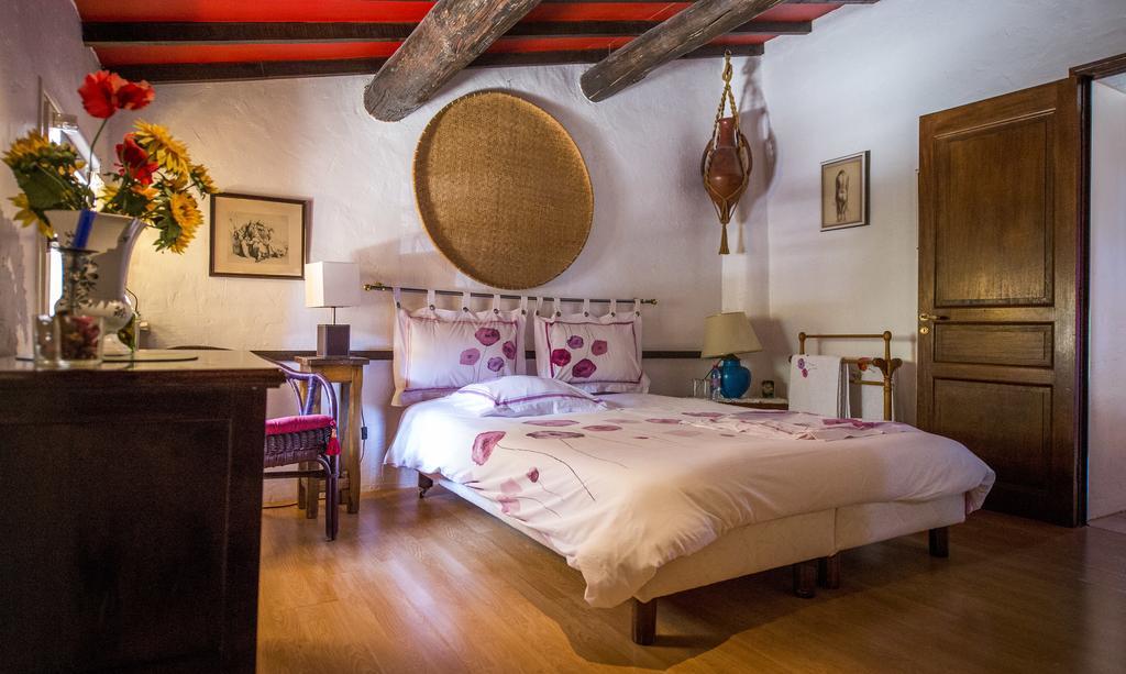 La Ferme Bed & Breakfast Saint-Marc-Jaumegarde Dış mekan fotoğraf