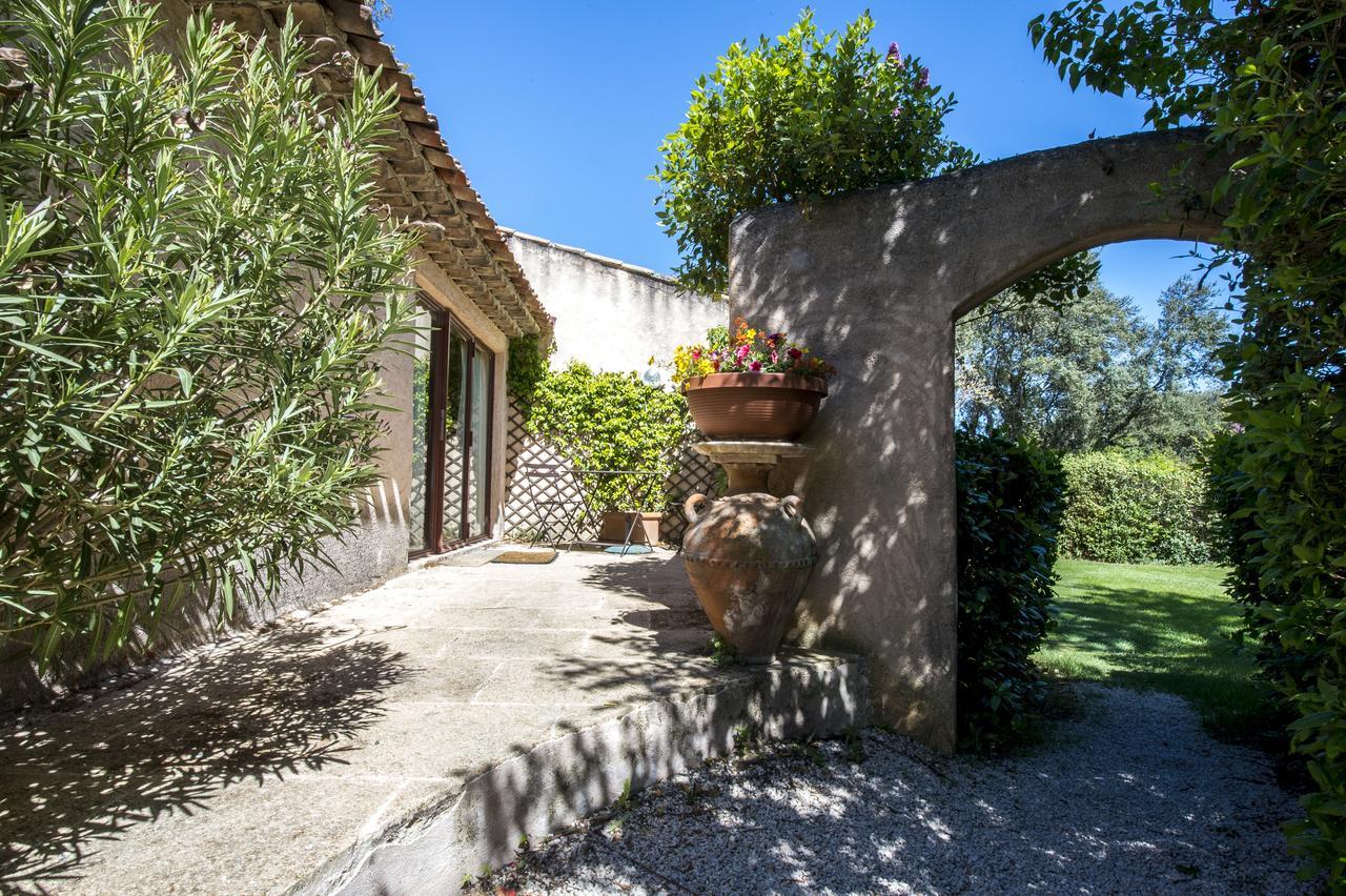 La Ferme Bed & Breakfast Saint-Marc-Jaumegarde Dış mekan fotoğraf